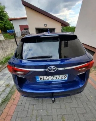 Toyota Avensis cena 35000 przebieg: 320000, rok produkcji 2015 z Łosice małe 92
